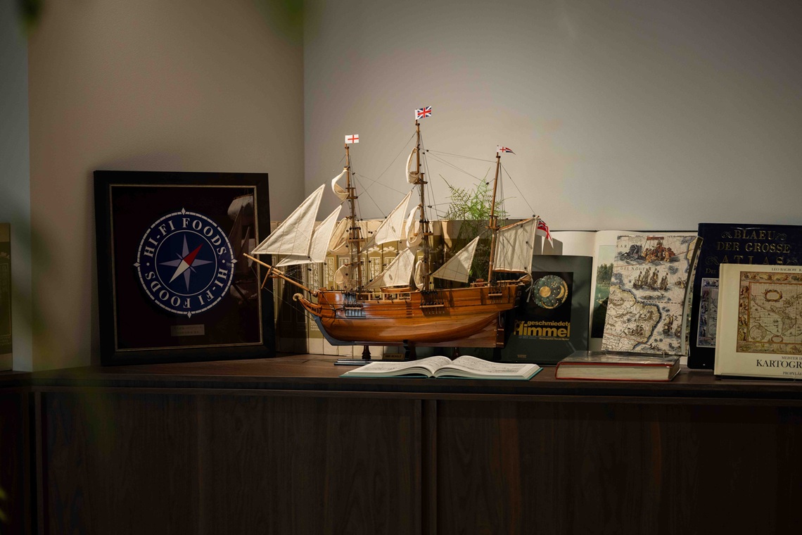 オフィス内装デザイン　船