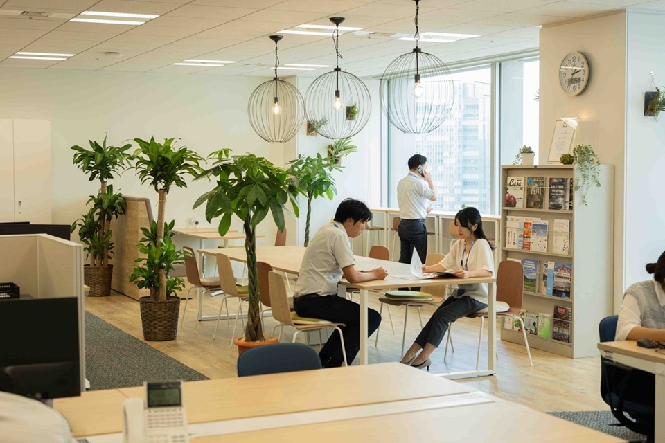 オフィス内装デザイン　リフレッシュスペース
