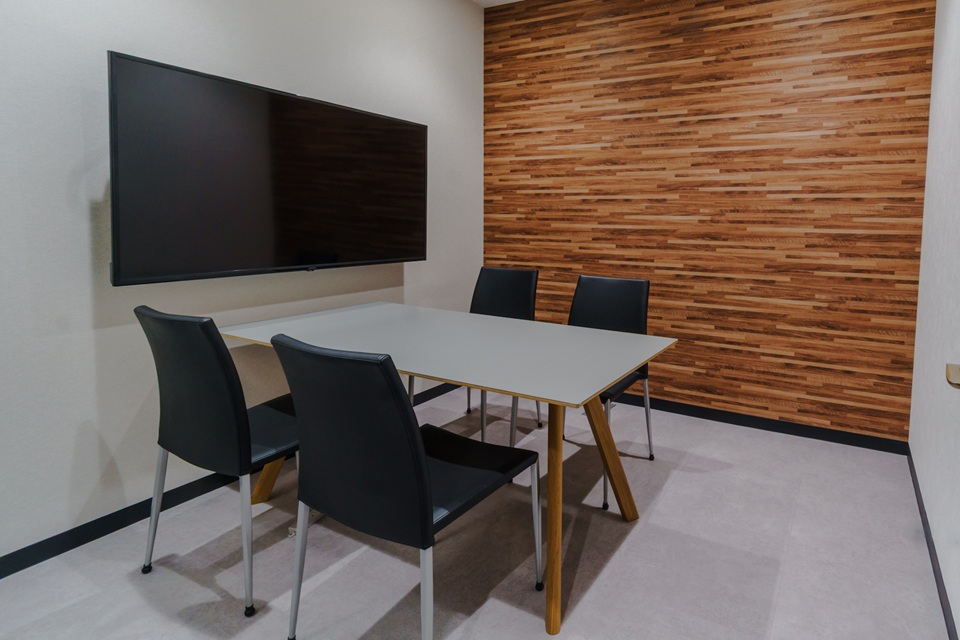 会議室　オフィス内装デザイン