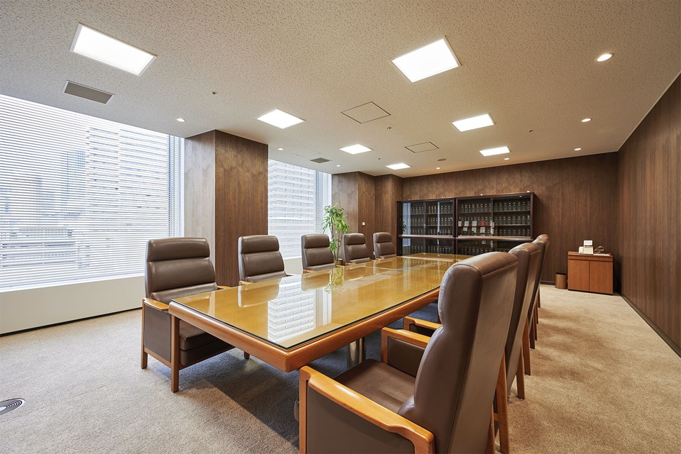 オフィスデザイン　会議室