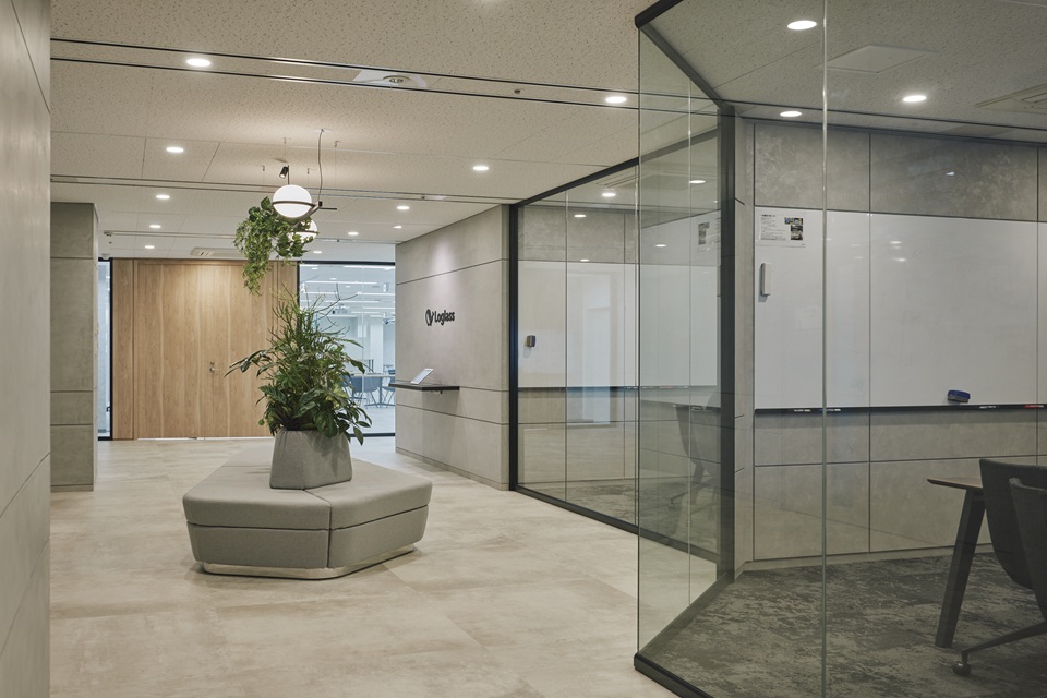 オフィスエントランス