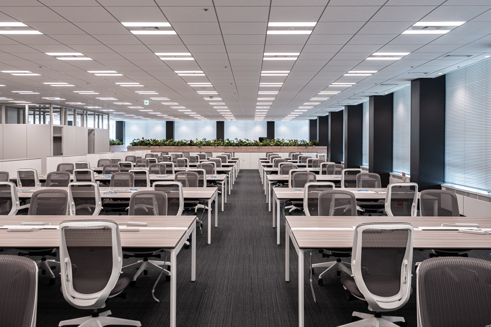 オフィス　執務室