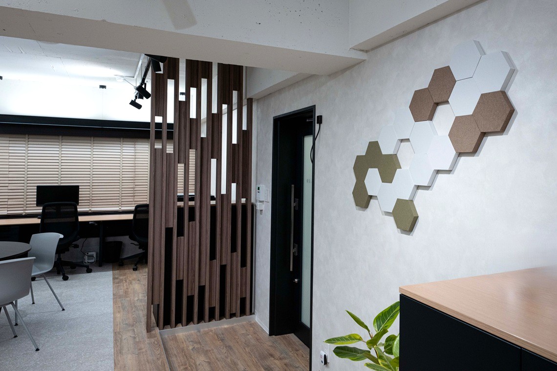 オフィス　ルーバー