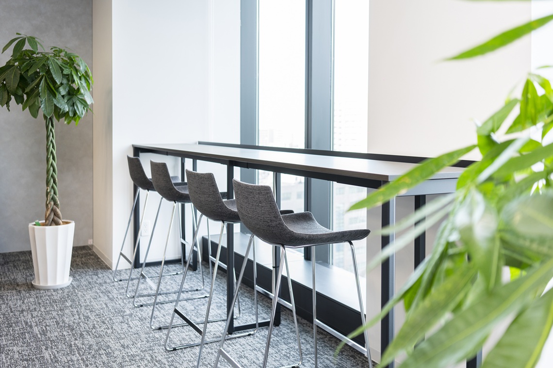 オフィス　カウンター席